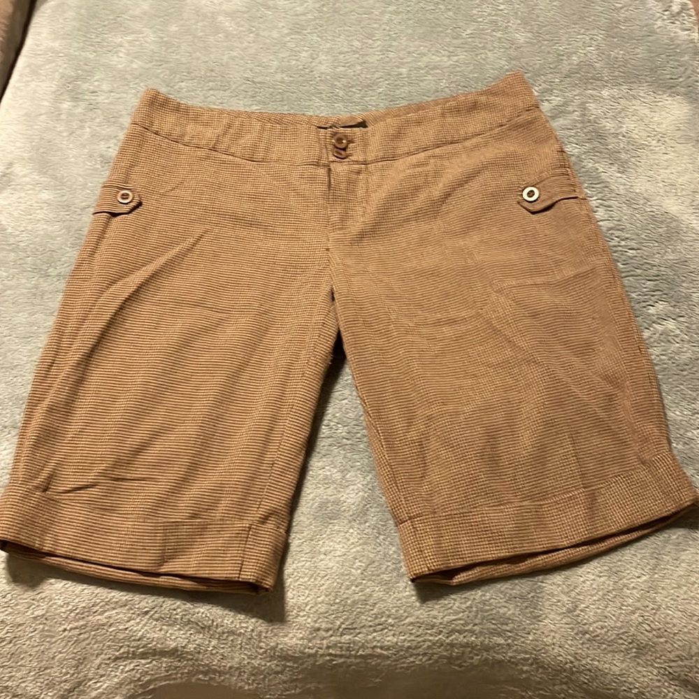 Urban Behavior loose fit business casual plaid shorts